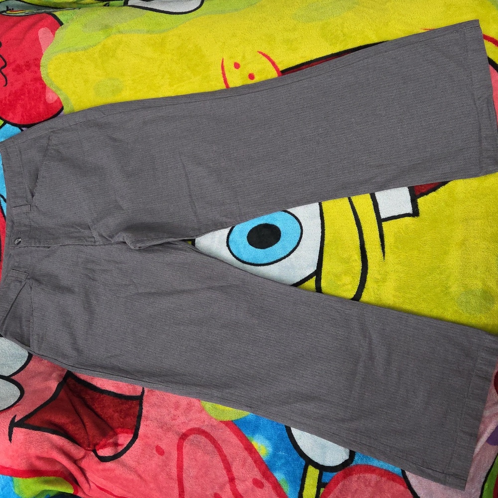 🎨 2 for$20 Women's Gray Pin Striped Pants 14Petite